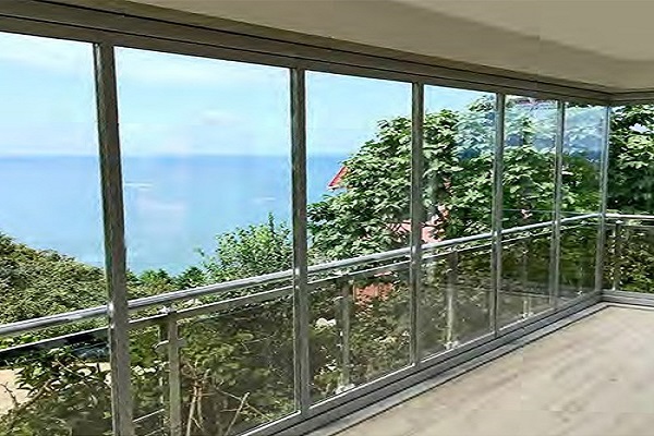 Cam Balkon